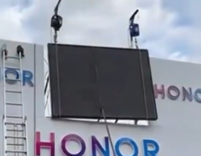 手機(jī)經(jīng)銷商用便攜式起重牽引葫蘆吊裝液晶顯示大屏